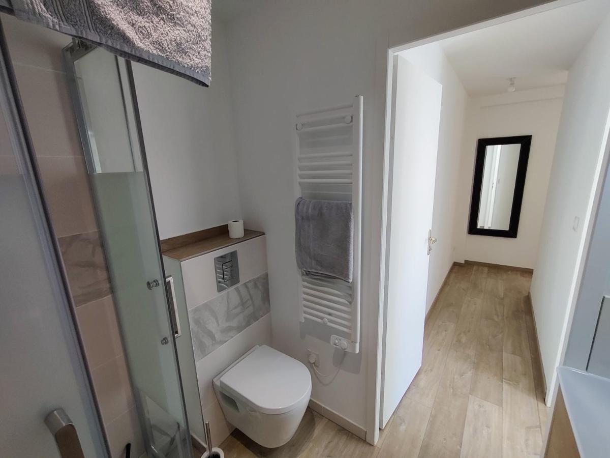 Appartement T3 Plume Hyper Centre D'Ernée Εξωτερικό φωτογραφία